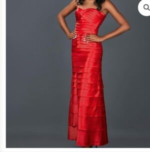 BCBG MaxAzria Y2K red strapless bandage style gown Size 2 /Small